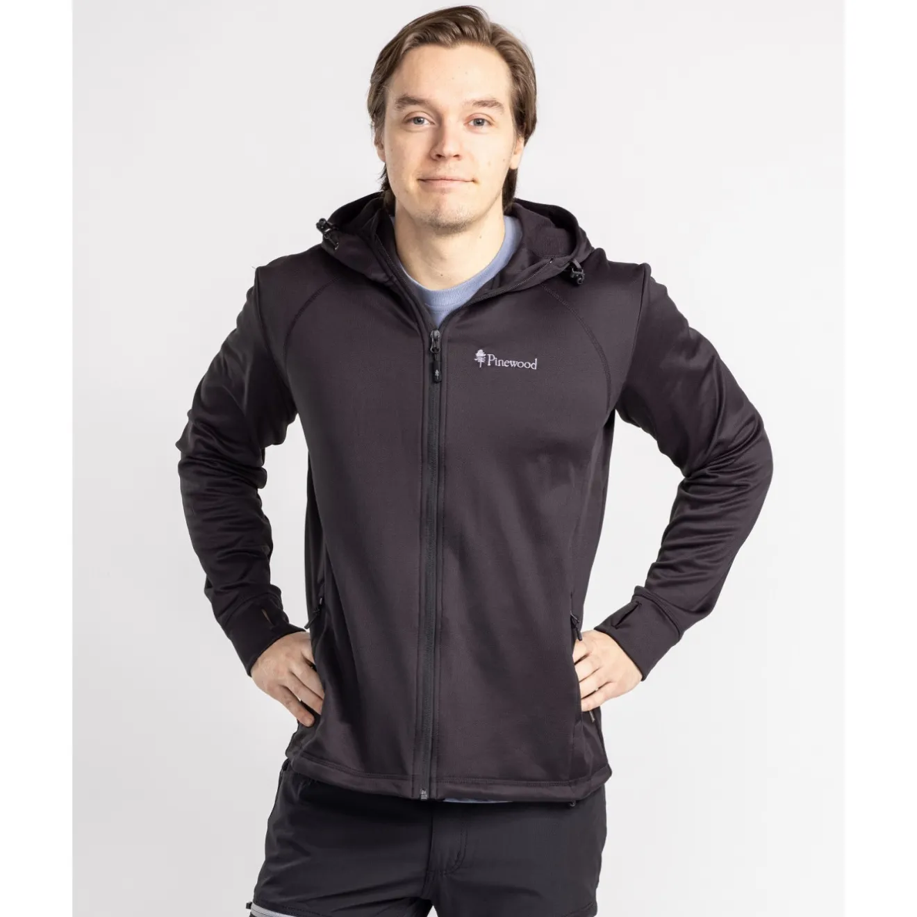 bluza_mska_pinewood_finnv_1.webp Pinewood Bluzy, Bluzy Polarowe | Bluzy, Bluzy Polarowe | Bluza Męska ® FINNVEDEN HOODIE 5319 (400)