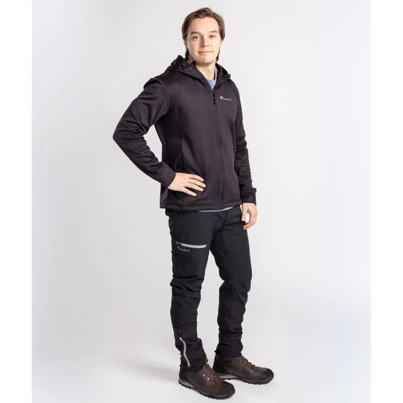 bluza_mska_pinewood_finnv_4.webp Pinewood Bluzy, Bluzy Polarowe | Bluzy, Bluzy Polarowe | Bluza Męska ® FINNVEDEN HOODIE 5319 (400)