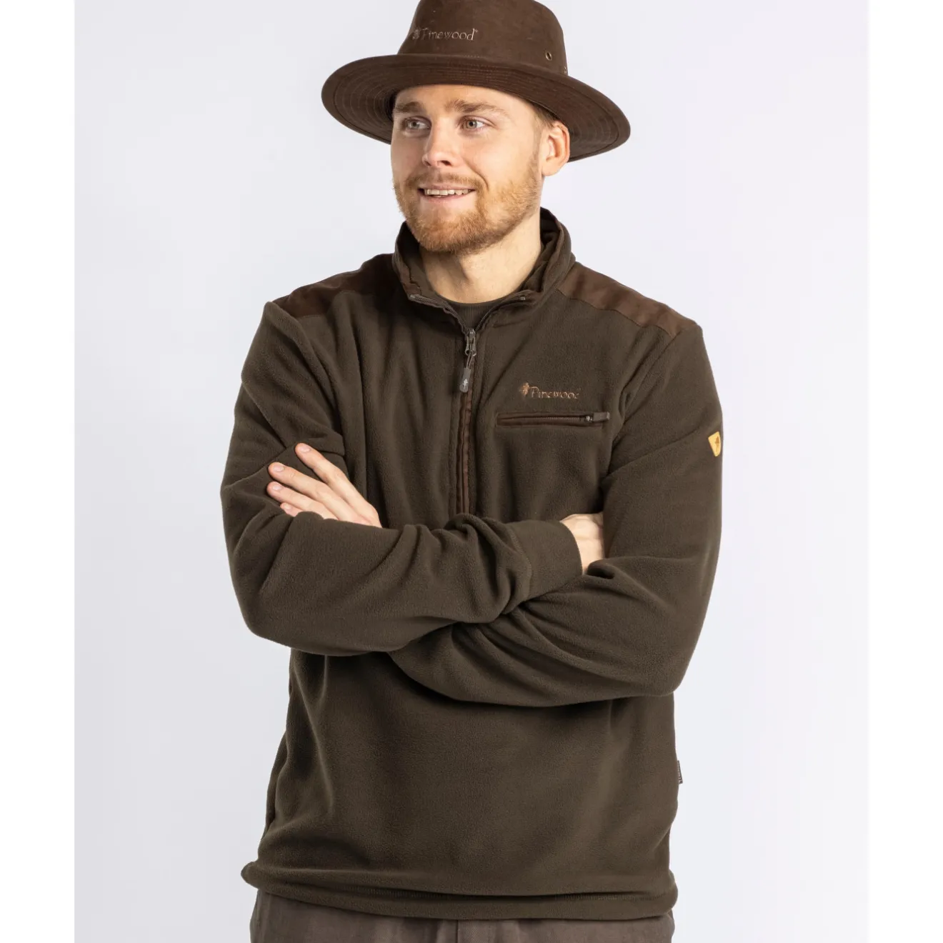 bluza_polarowa_mska_pinew_2-2.webp Pinewood Bluzy, Bluzy Polarowe | Bluzy Polarowe | Bluza polarowa męska ® SMALAND HUNTERS 5714 (209)