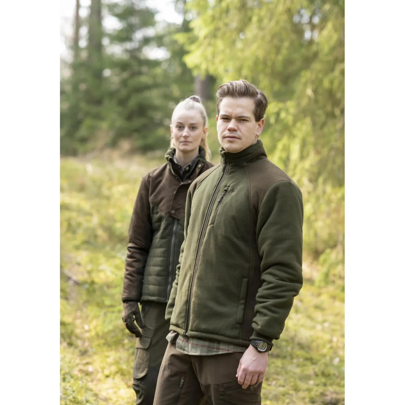 bluza_polarowa_pinewood_h_1-1.webp Pinewood Bluzy, Bluzy Polarowe | Bluzy Polarowe | Bluza polarowa ® HARRIE 5064 (724)