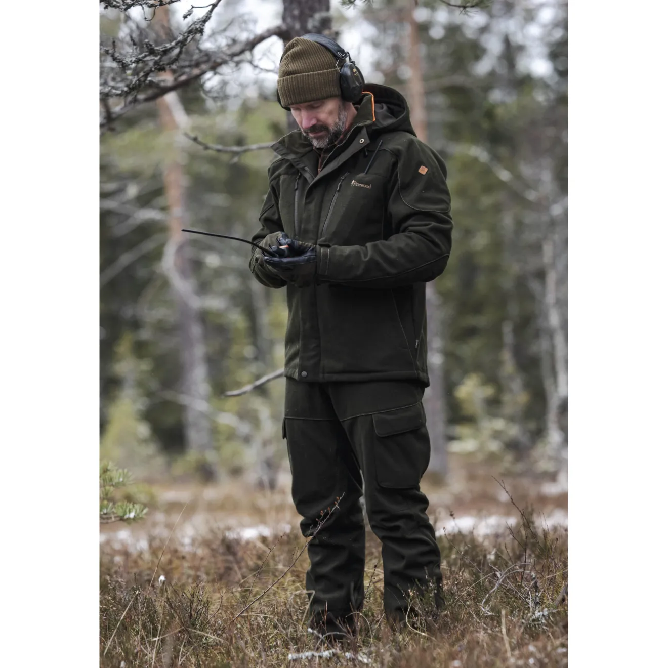 czapka_pinewood_smaland_r_3.webp Damskie Pinewood Czapki Damskie | Czapki, Kapelusze | Czapka ® SMALAND REVERSIBLE HUNTERS HAT 1165 Mossgreen/Orange (192)