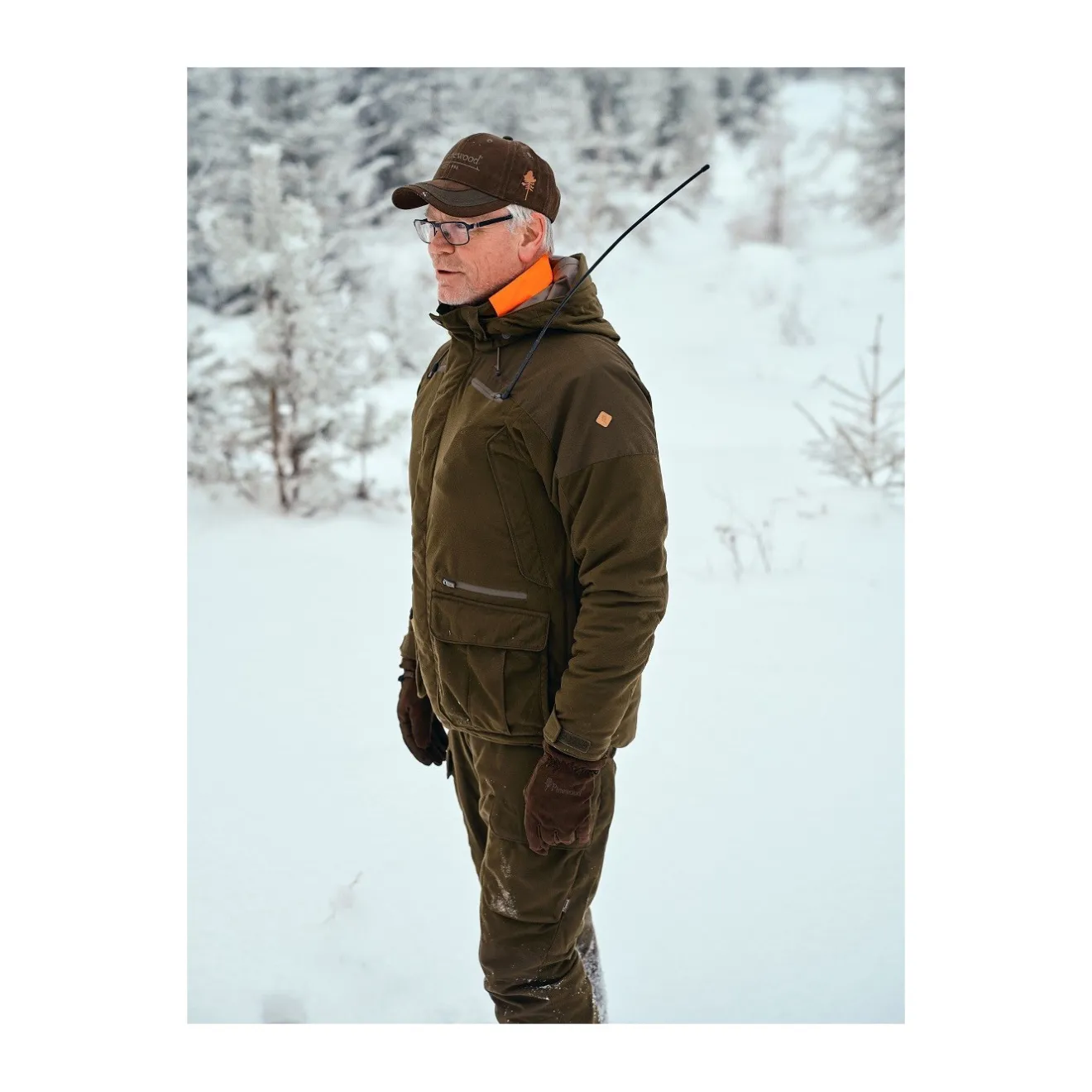 kurtka_mska_pinewood_smal_4.webp Pinewood Kurtki, Płaszcze | Kurtki Myśliwskie | Kurtka męska ® Smaland Forest Padded Jacket 5892
