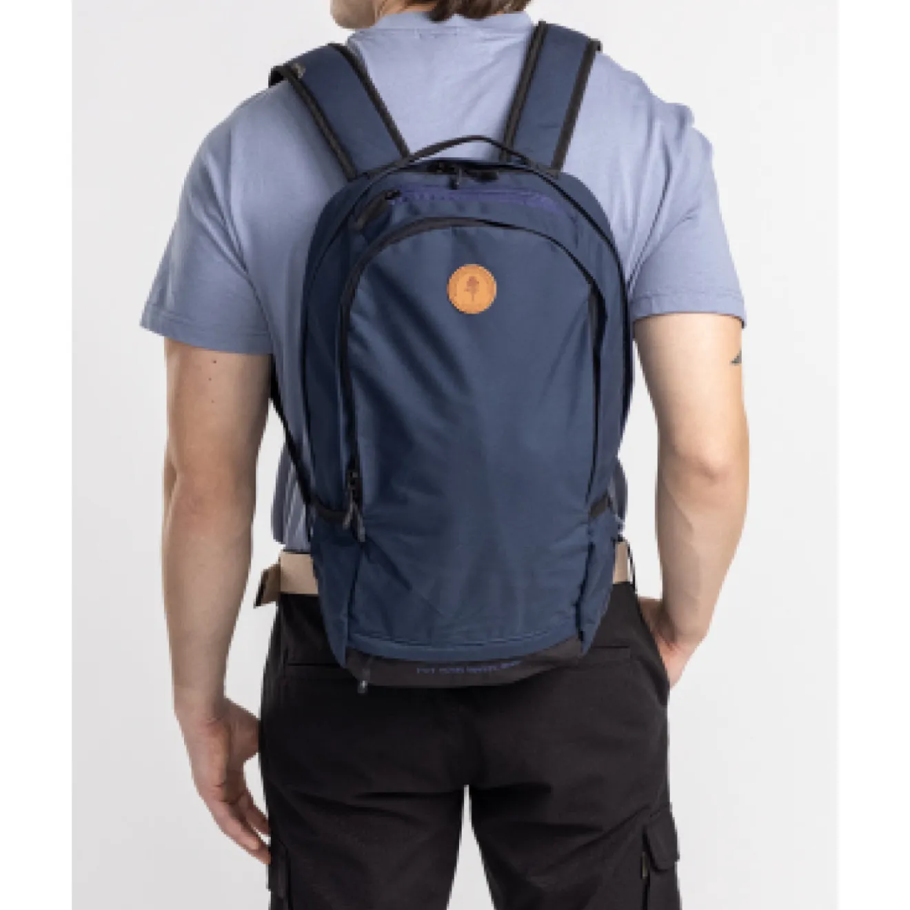 plecak__litry_pinewood_da_3-3.webp Pinewood Plecaki | Torby, Worki , Plecaki Myśliwskie | Plecak 22 litry ® DAY PACK 1913 D.Navy