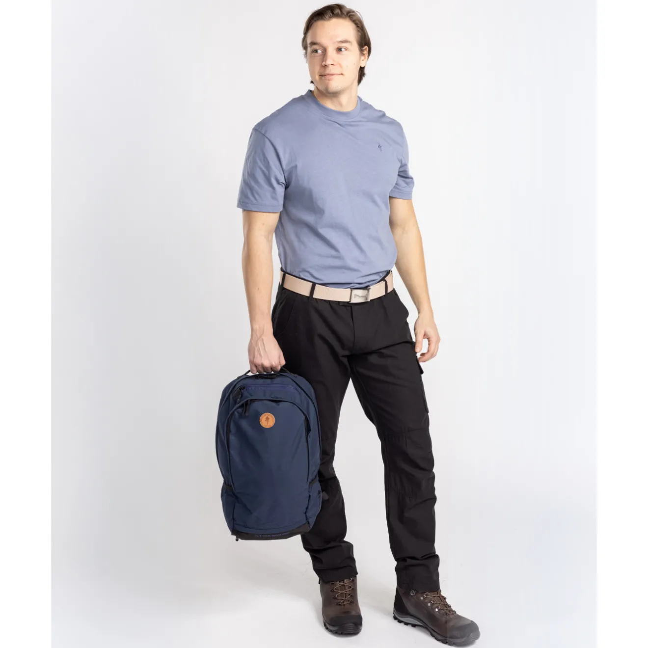 plecak__litry_pinewood_da_5-2.webp Pinewood Plecaki | Torby, Worki , Plecaki Myśliwskie | Plecak 22 litry ® DAY PACK 1913 D.Navy